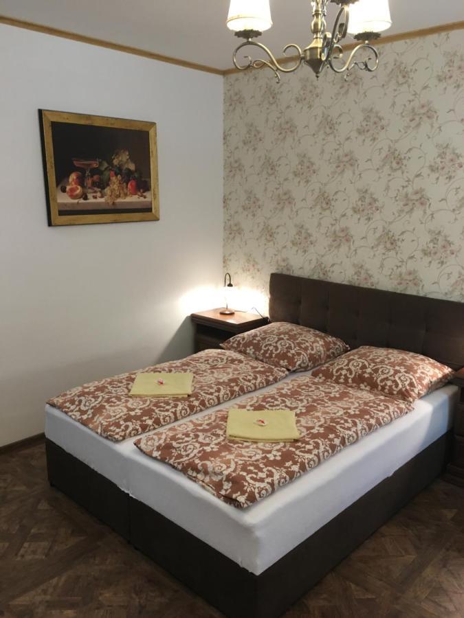 Bynovecky Zamecek Hotell Eksteriør bilde